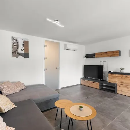 Martin Apartman Funtana